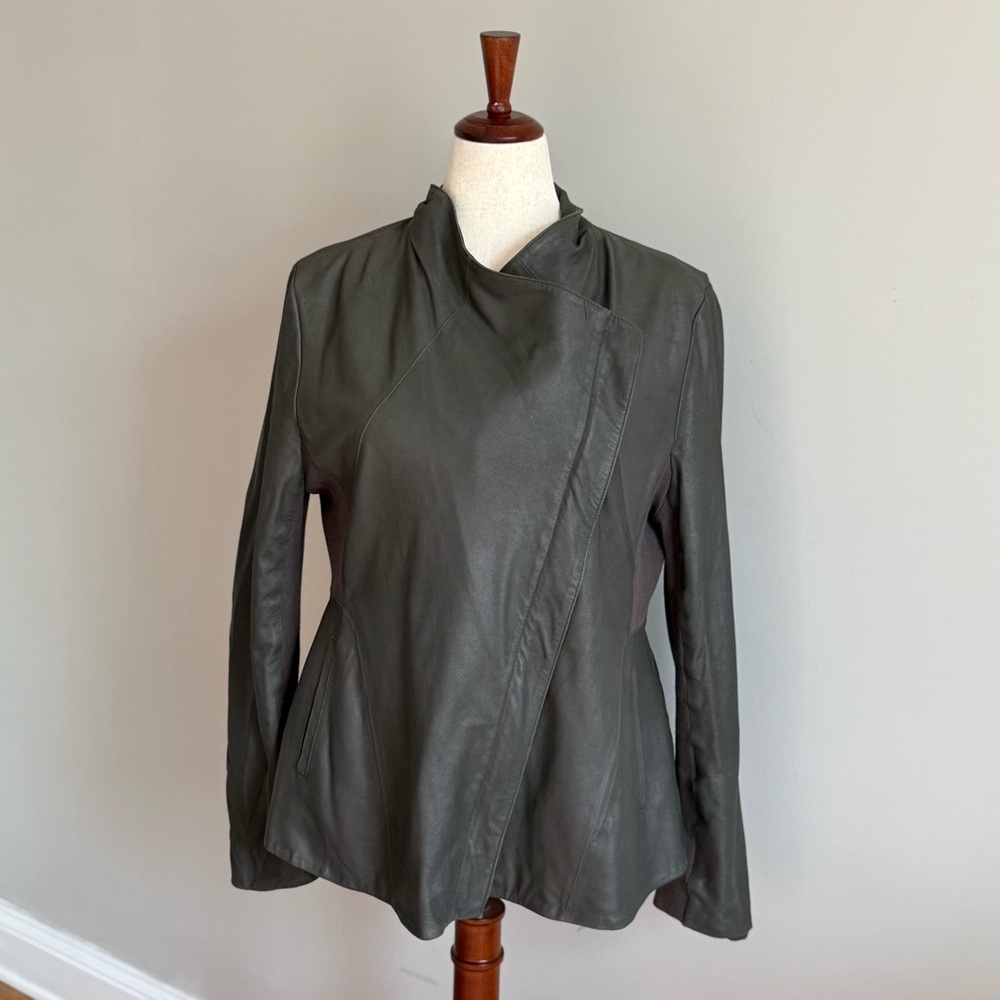 Elie Tahari Lamb Leather Jacket - Picture 3 of 7